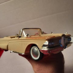 AMT 1959 Ford Thunderbird Edsel Convertible 1/25 Models Original Issue Built Ups