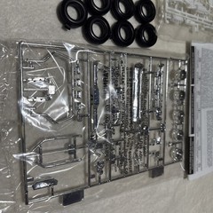 Monogram Ford F-350 Duallie Pickup Truck 1/24 Model Open Box Sealed Parts