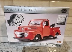 Testors 1:24 Limited Edition Metal Body Model Kit Ford F-1 Tow Truck Red