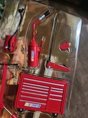 Motorworks NASCAR 1:24 Scale Tool Kit Accessory Set Team Caliber Atlas
