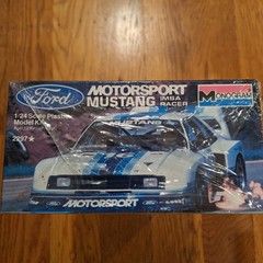 Monogram 2297 1982 Ford Mustang Motorsport IMSA Racer vintage 1/24 McM KIT FS