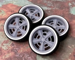 Resin 22 In. “Foose Saturn” Wheels, W/One In. Whitewalls,1/24 1/25 Scale