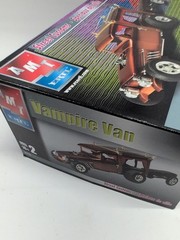 Vampire Van Street Custom AMT/ERTL Model Kit 31772 Open Box Sealed Parts