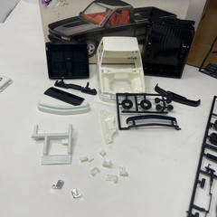 AMT ERTL # 6032 Chevrolet C 1500 454 SS PICKUP TRUCK1/25 Scale Open Unbuilt S8