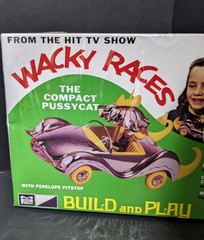 Wacky Races The Compact Pussycat SEALED 1/25 Model Kit Penelope Pitstop MPC