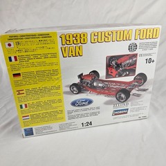 Lindberg 1938 Custom Ford Van 1/24 Scale Plastic Model Kit