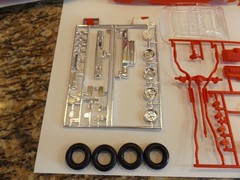 VINTAGE MONOGRAM 1970 MALIBU SS 454 COMPLETE MODEL KIT 1/24, 1983 !!!