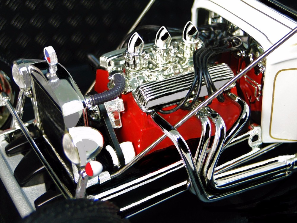 1:18 Race Car Corvette Engine in Dragster 24 Built Model 12 55 1955 57 1957 1963