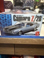 Chevrolet 1968 Camaro Z28 Plastic Model Kit (street or Stock buld) AMT 868/12