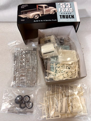AMT 1953 Ford Pickup Truck 3 in 1 Trophy Series 1:25 Model Kit New open box