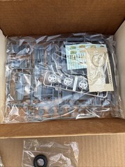 Vintage 30 Year Old Nissan Pathfinder #30001 Plastic Model Kit 1:24 Scale New