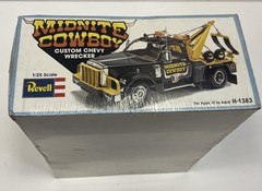 Vintage 1978 Revell Midnite Cowboy Custom Chevy Wrecker 125 Model Kit H-1383 NEW