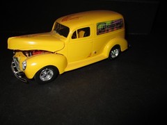 Vintage/Plastic/Built/Model (1940/FORD/PANEL/CUSTOM/DELIVERY)1980’s/Nice