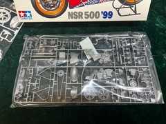 Tamiya 1/12 Honda Repsol NSR500 ’99 – 2 (14077) Brand new