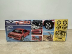 Vintage 1983 MPC PONTIAC FIERO 1/25 Scale Model Car Kit #1-0883 – NEW SEALED