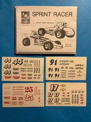 DIRTRACK RACECARS SUPERMODIFIED SPRINTCAR MODEL KIT AMT ERTL 1/25 SCALE NEW LOOK