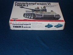 Vintage Bandai Panzerkampfwagen VI Tiger I Model Kit, New, 1:48