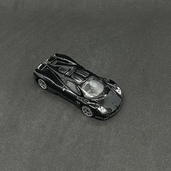 Pagani Utopia Caron Black 1/64 Diecast Car Model Toy Alloy Auto Miniature Gift