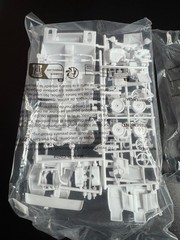 Revell 1985 Pontiac Fiero GT Plastic Model Kit 1:24 Scale – 14573 – NIB!