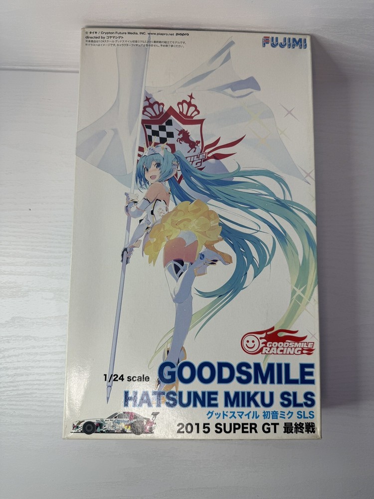 FUJIMI Modell 1/24 Goodsmile Hatsune Miku SLS 2015 SUPER GT Final Match