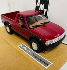 Brand New 1995 Chevrolet S10 4×4 Pickup Red 1:25 Scale Promo Model