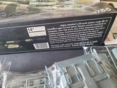 Xact Scale Models 35001 T-80U Russia’s Main Battle Tank Kit 1/35 Sealed Parts