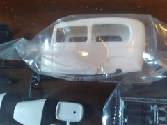 ’32 Ford Sedan Delivery Body, Interior, Glass, Grill, Bumpers 1932 – MPC 1:25
