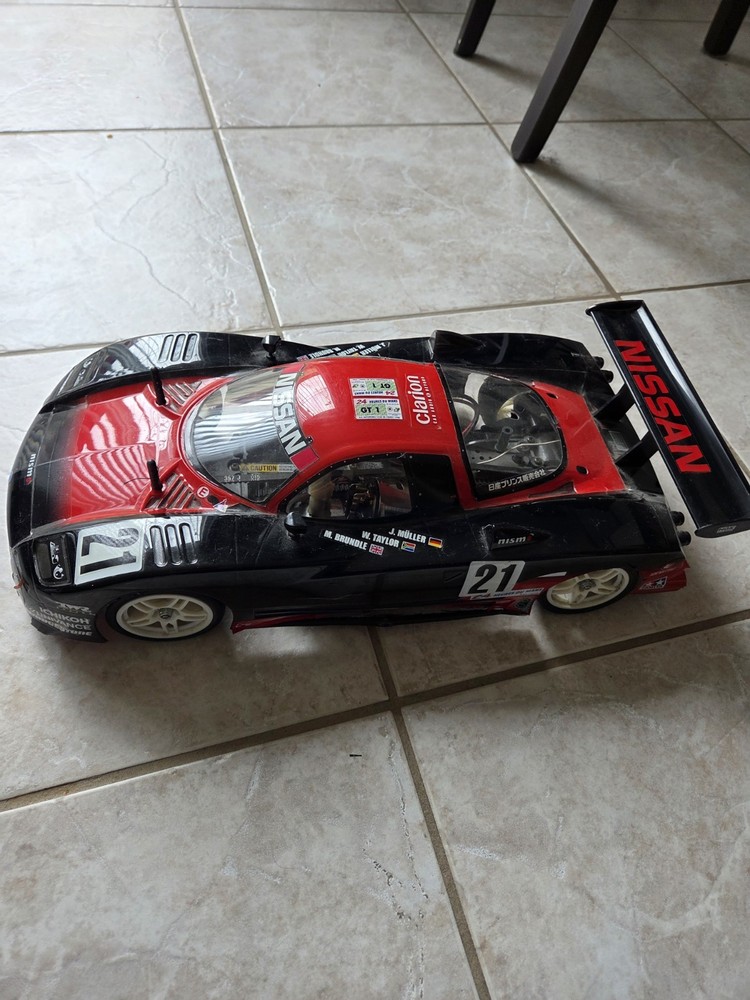 Used – TAMIYA 1/10 Nissan R390 GT1 Electric RC Car
