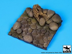 Black Dog 1/72 Stone Path Fantasy Diorama Base (50mm x 50mm) FD006