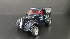 1951 FORD THAMES PANEL TRUCK LIL’ HEARSE REVELL BUILT 1/25 CC2