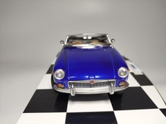Aoshima 1/24 MGB BGB MK2 Model Car Kit Unassembled Collectible
