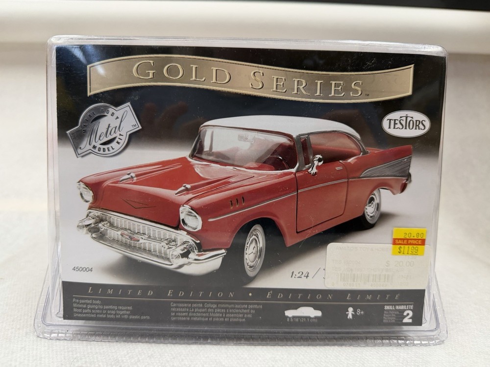 Testors Gold Series 1/24 Limited Edition Red & White 55 Chevy Bel Air Model Kit