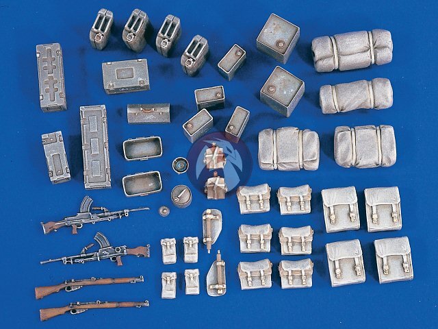 Verlinden 1/35 British Military Vehicle Stowage and Accessories Set WWII 1651