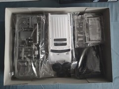 Revell Hummer H2 Special Edition 2’n1 SEALED INSIDE