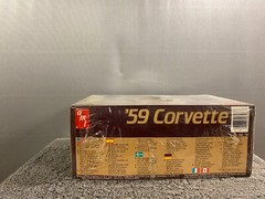 AMT ERTL 1959 Corvette Convertible 1:25 Scale Factory sealed skill level 2