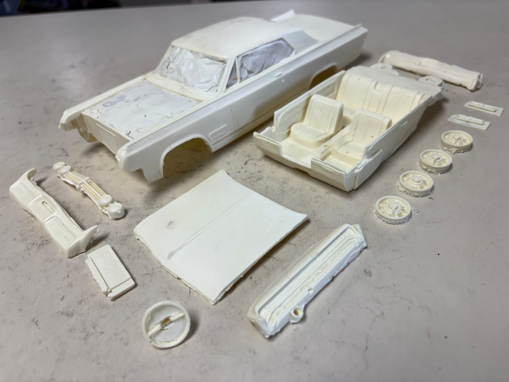 Vics Resins 1964 Olds Starfire 1/25 resin body