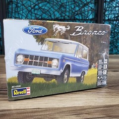 Revell 2016 Ford Bronco Plastic Model Kit 1:25 Level 5 New Sealed