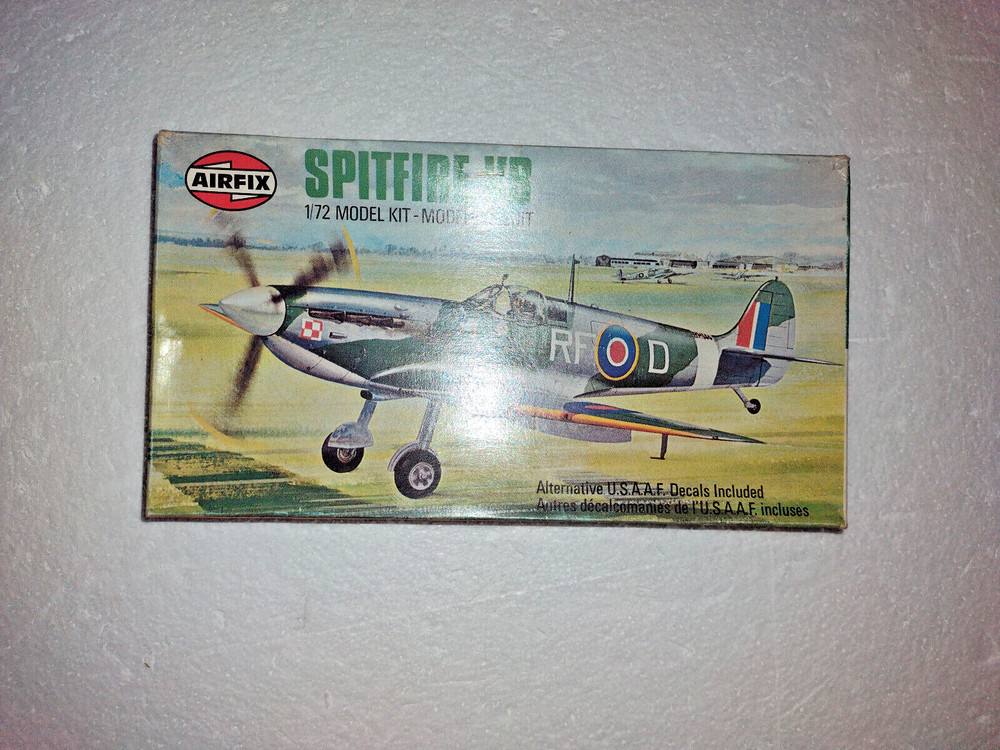 1/72 Vintage AIRFIX WWII British SPITFIRE VB MODEL KIT 02046-2