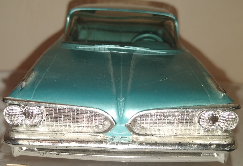 1959 PONTIAC BONNEVILLE 2 DOOR HARDTOP ORIGINAL PROMO MODEL PARTS CAR