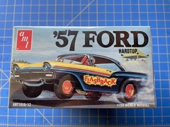 57 FORD FAIRLANE 500 DRAG FLASHBACK 3n1 1957 F/S Plastic Model Kit hedders20oo