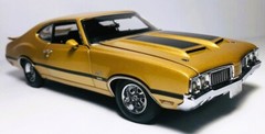 Oldsmobile 442 OLDS Built Muscle Race Classic Car Model Hot Rod Carousel GO1 24