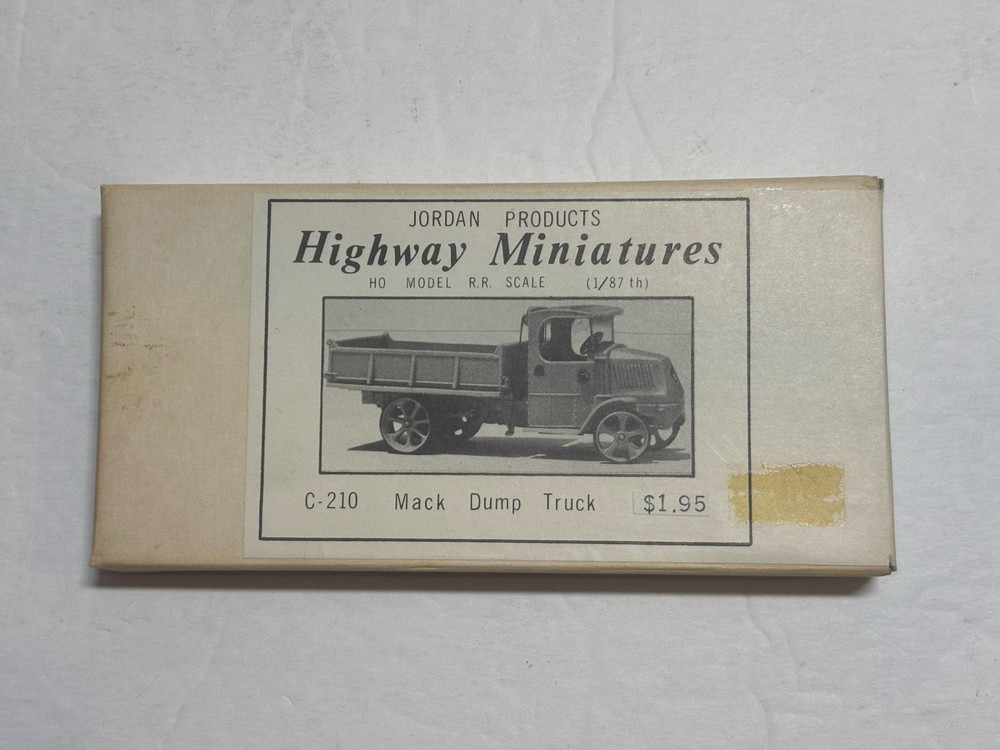 Jordan Products Highway Miniatures HO Scale Mack Dump Truck Kit #C-210