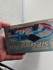 AMT 1/25 NASCAR # 43 STP RICHARD PETTY GRAND PRIX NASCAR MODEL KIT # 6728 F/S