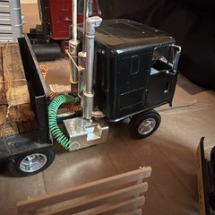 Mack Peterbilt 359 Kenworth GMC Custom Tractor Trailer Large Lot 1:25 Forklift