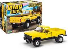 Revell “Wide Sides” 1980 Ford Dually 6-Wheeler Pickup Truck 1/25 Model Kit 14546