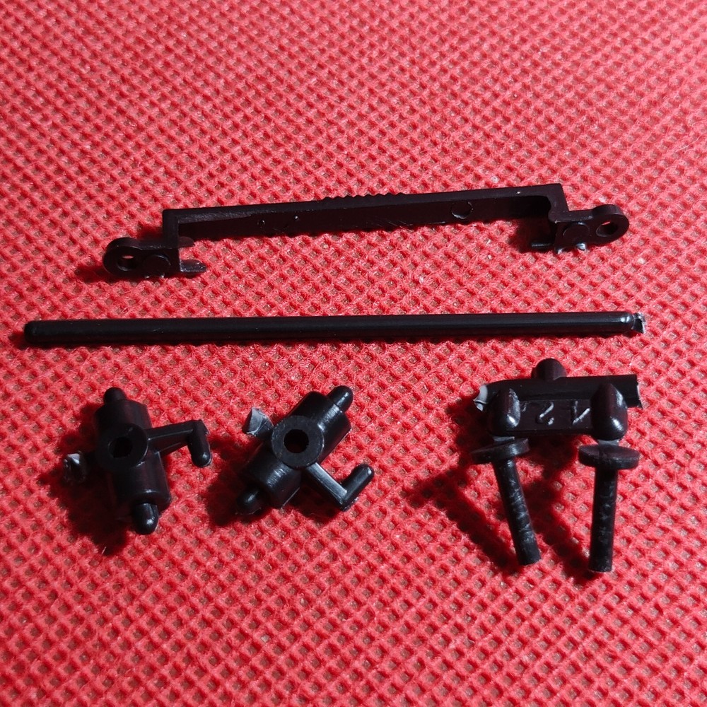 Suspension / Axel Parts Ferrari 512BB 1:24 Scale Model Car Part MPC