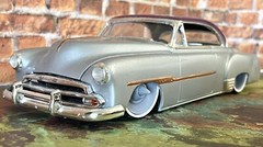 Resin 22 In. Modern Sombrero Style Wheels, W/One In. Whitewalls,1/24 1/25 Scale