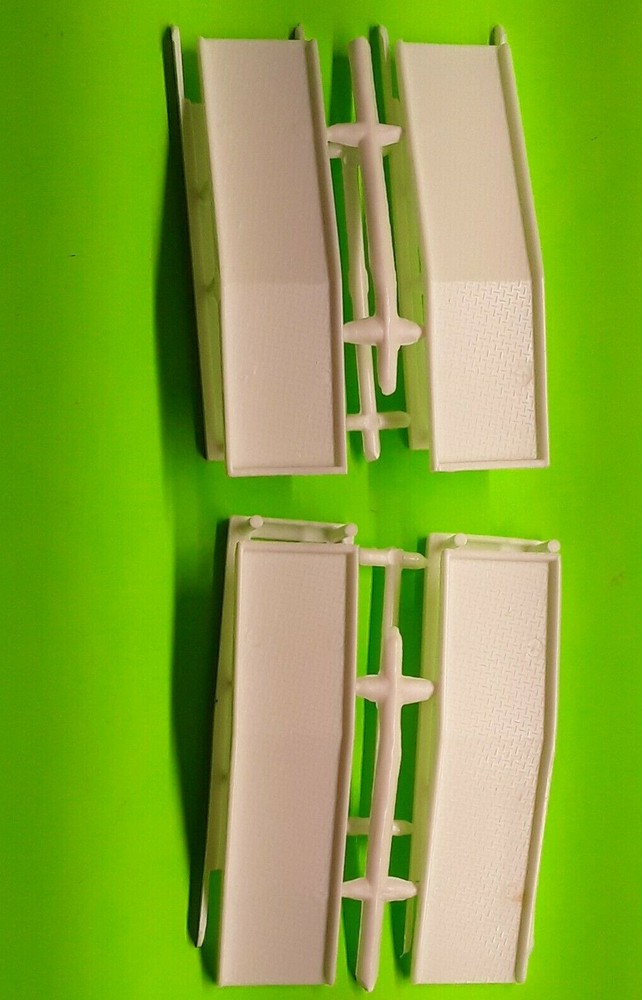 X2 1/25 drive on ramps repair shop garage service station diorama 1965 Chevelle