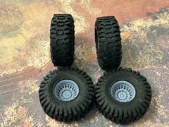 1/24 Scale: 15-Inch “Militia” Wheels W/ Huge 35-inch Mud Tires. Resin