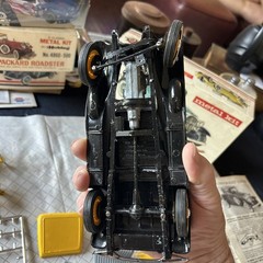 Vintage Hubley 1932 CHEVROLET COUPE METAL MODEL KIT # 4869-400 Parts